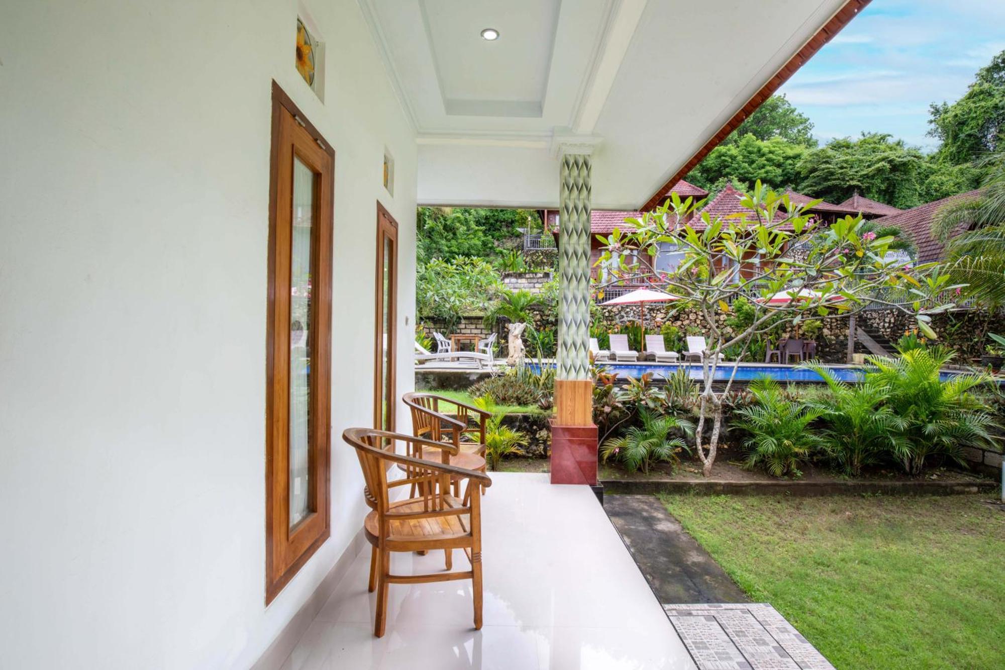 Batununggul Coconut Hill Cottage מראה חיצוני תמונה