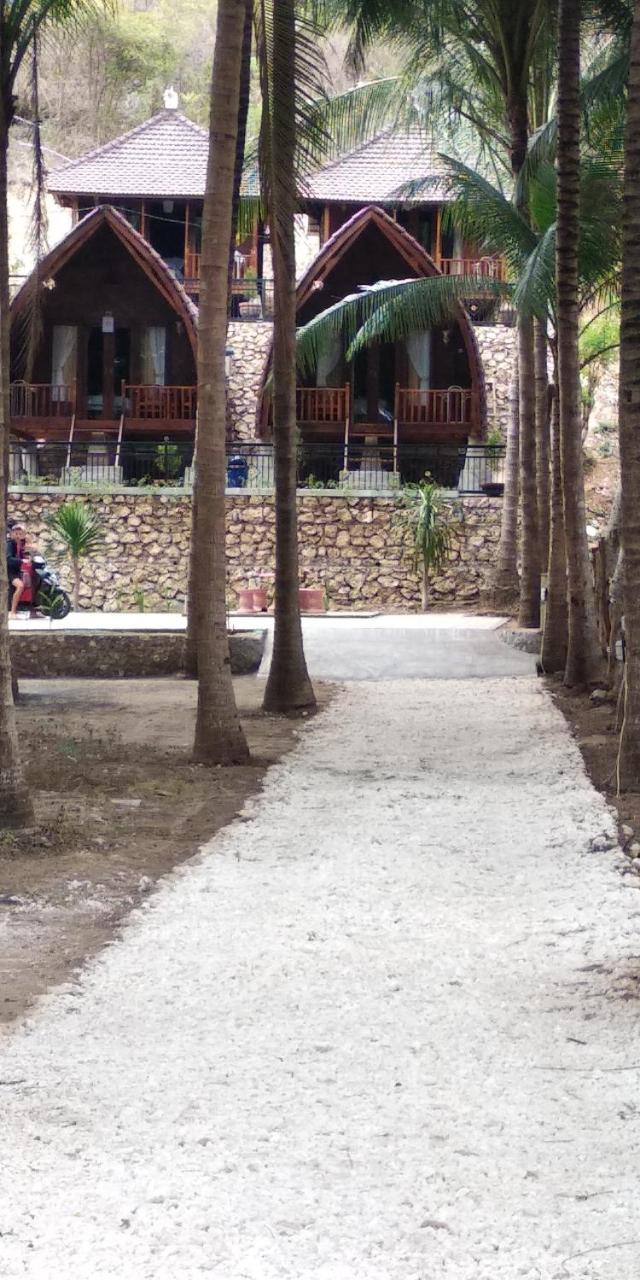 Batununggul Coconut Hill Cottage מראה חיצוני תמונה