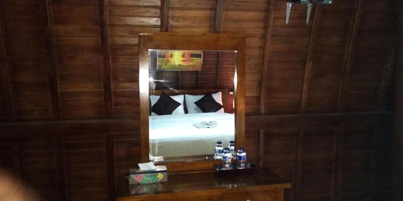 Batununggul Coconut Hill Cottage מראה חיצוני תמונה