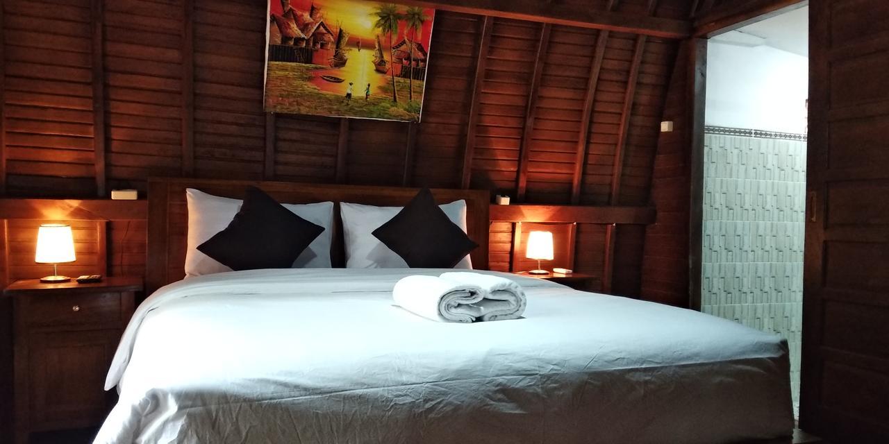 Batununggul Coconut Hill Cottage מראה חיצוני תמונה