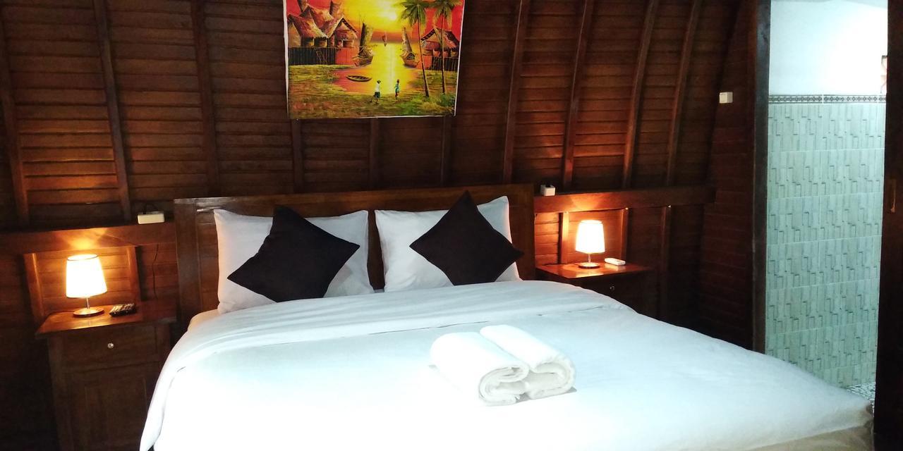 Batununggul Coconut Hill Cottage מראה חיצוני תמונה